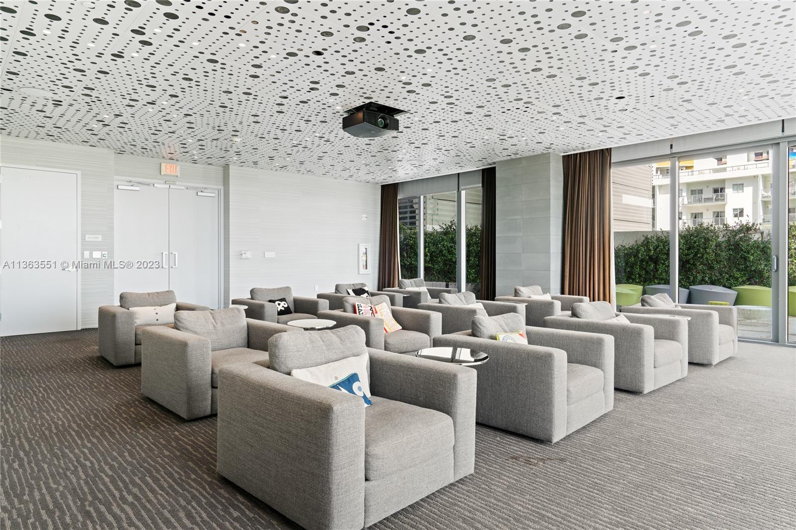 ICON BAY CONDO - Residential Lease
