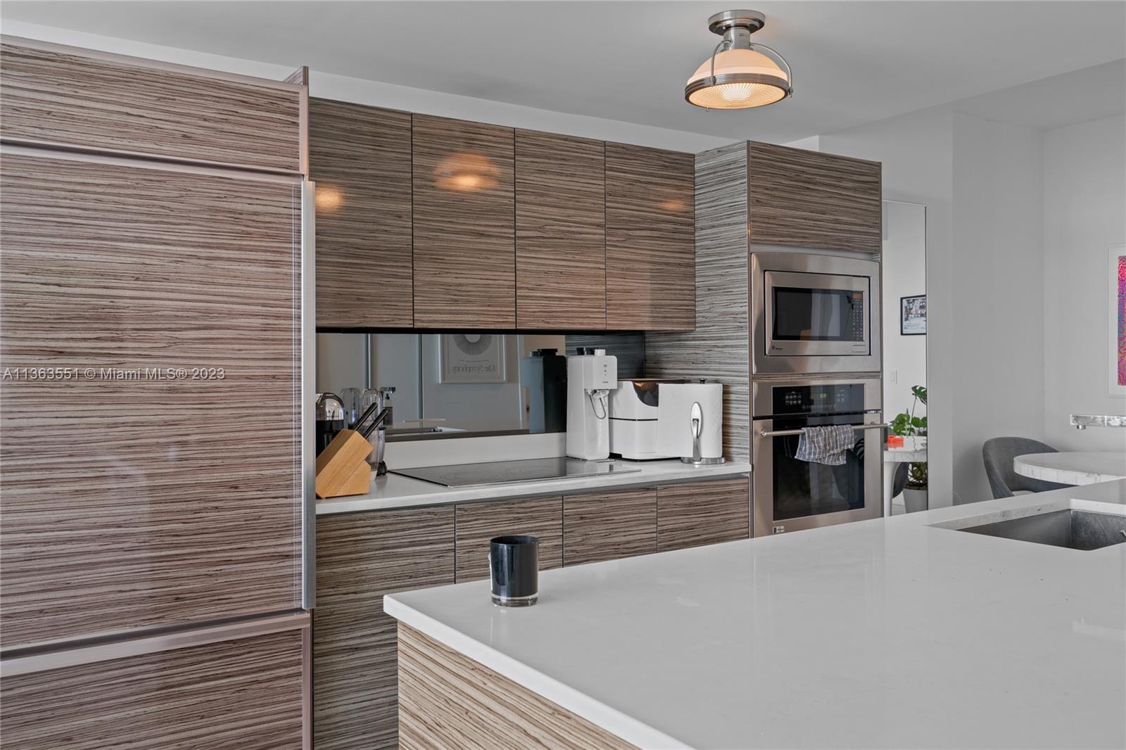ICON BAY CONDO - Residential Lease
