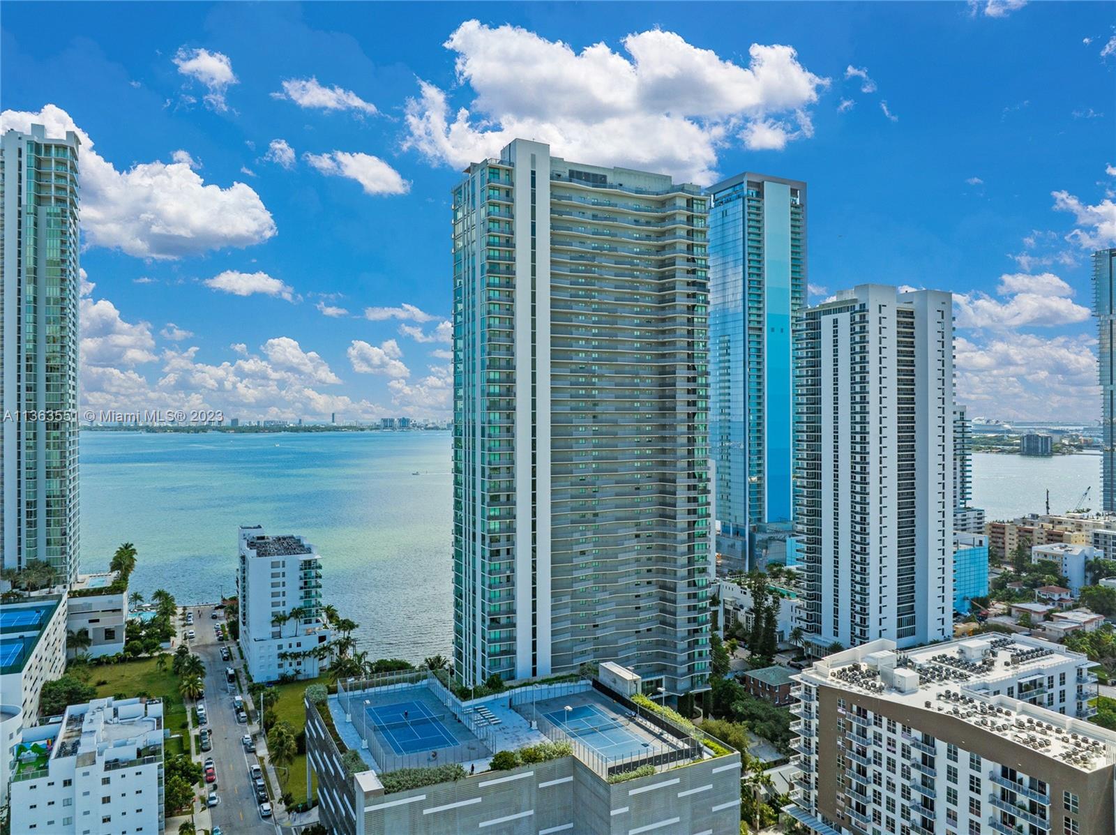 ICON BAY CONDO - Residential Lease