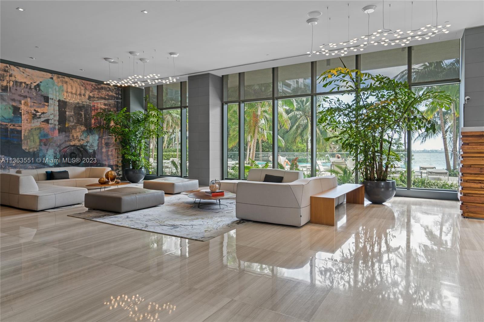 ICON BAY CONDO - Residential Lease