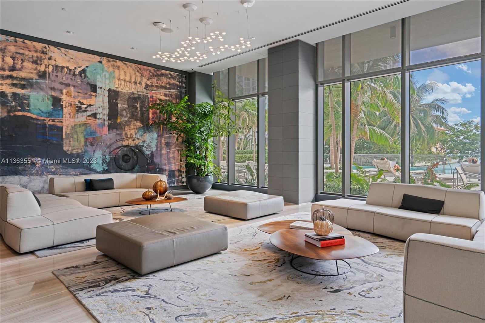 ICON BAY CONDO - Residential Lease