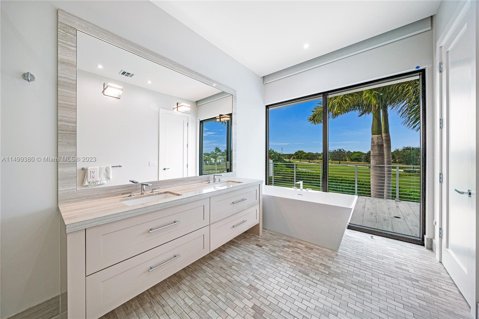 ST ANDREWS COUNTRY CLUB 5 - Residential