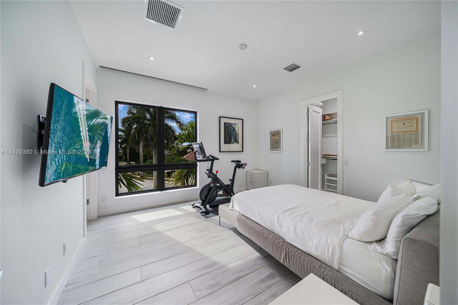 ST ANDREWS COUNTRY CLUB 5 - Residential