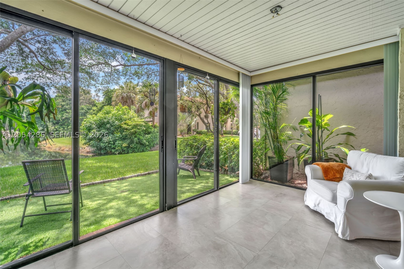 HORIZONS OF BOCA LAGO CON - Residential