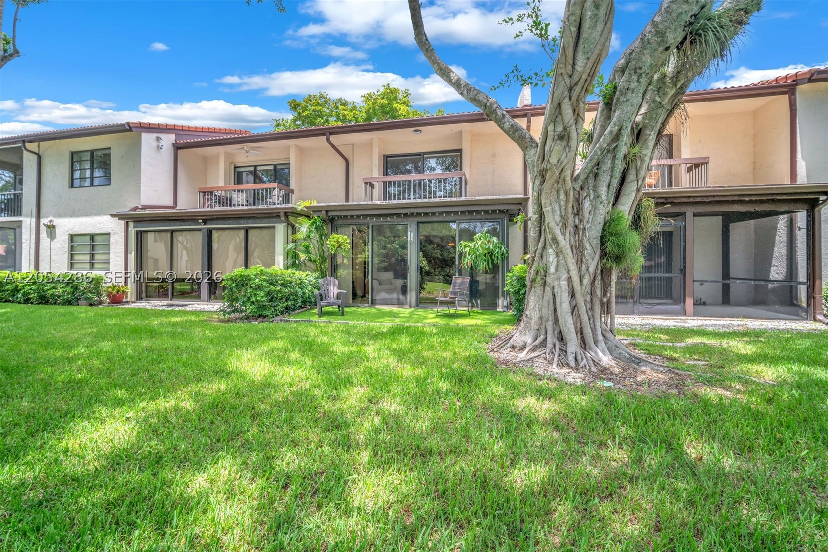 HORIZONS OF BOCA LAGO CON - Residential