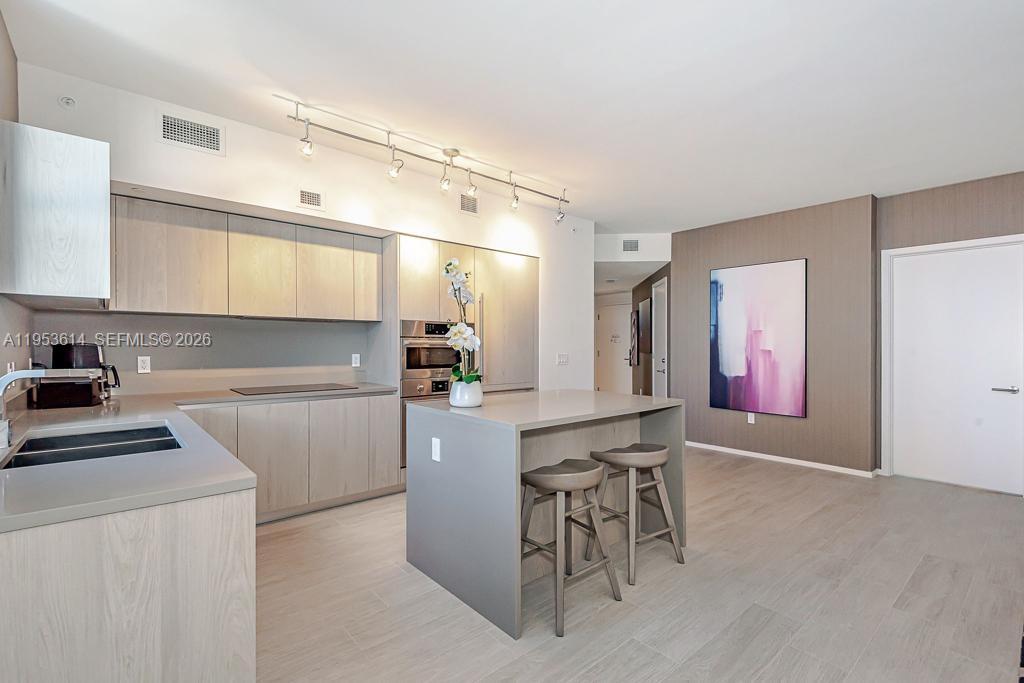 4010 SOUTH OCEAN CONDO HO - Residential