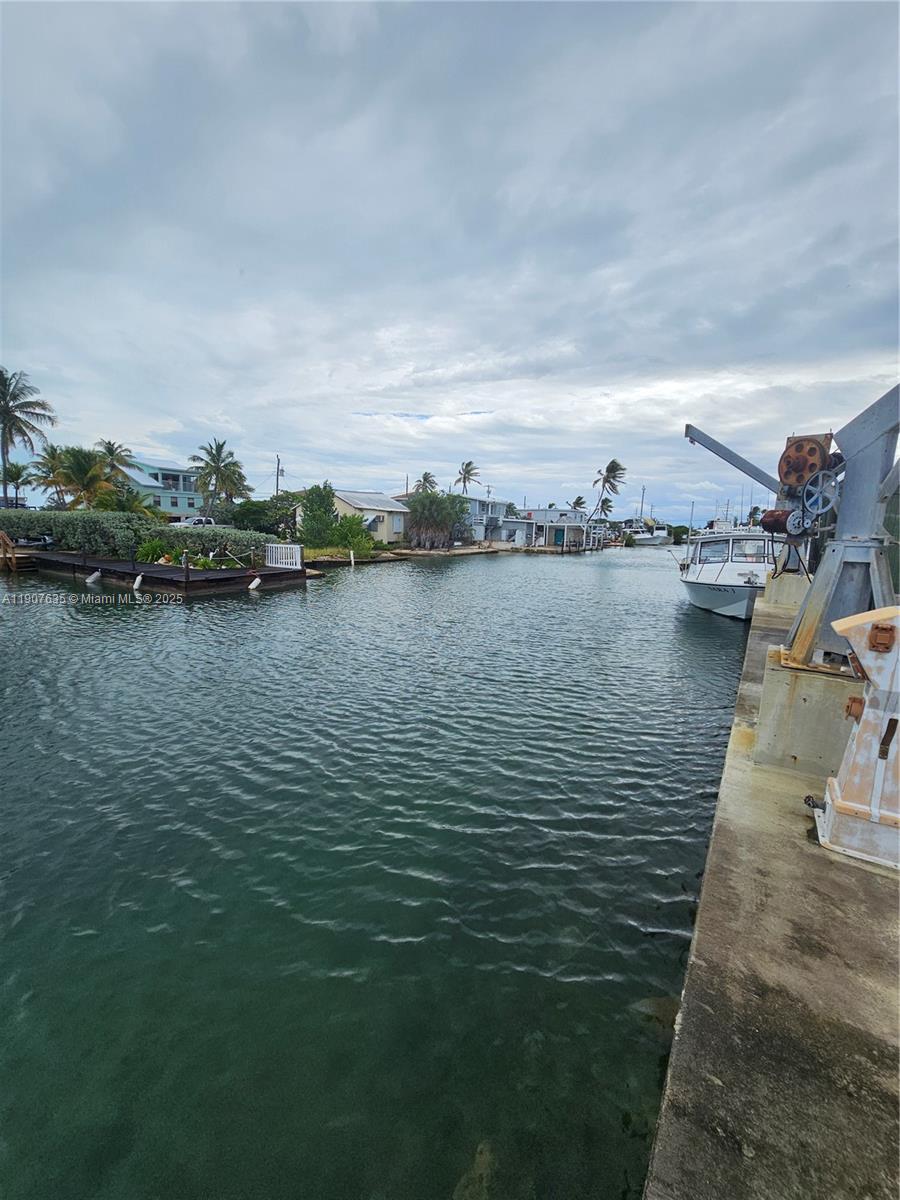 CONCH KEY - Land