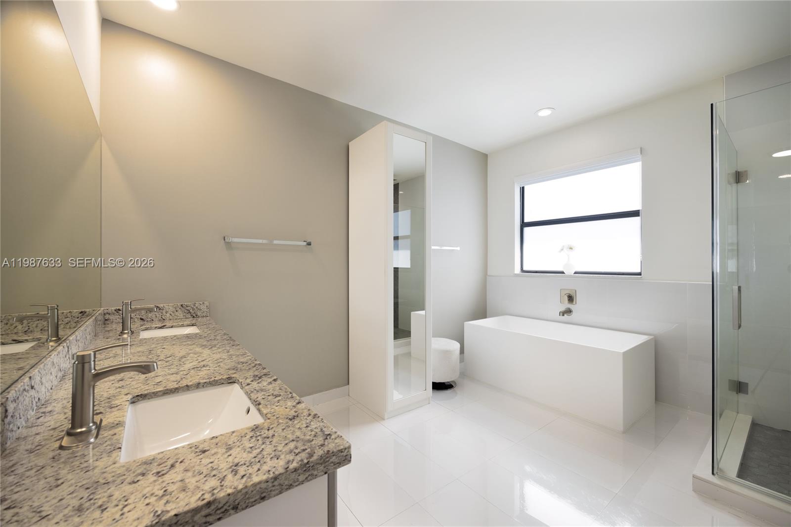 DAV MAR ESTATES - Residential