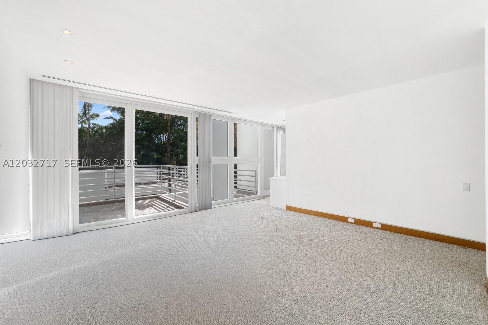 MANGO BAY - Residential Lease