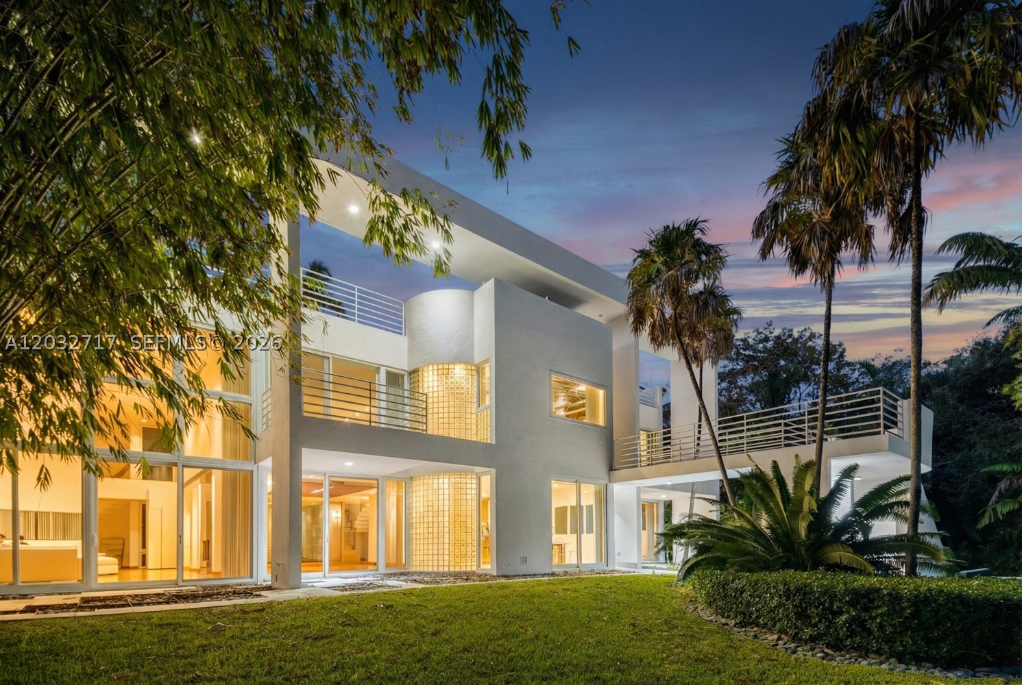 MANGO BAY - Residential Lease