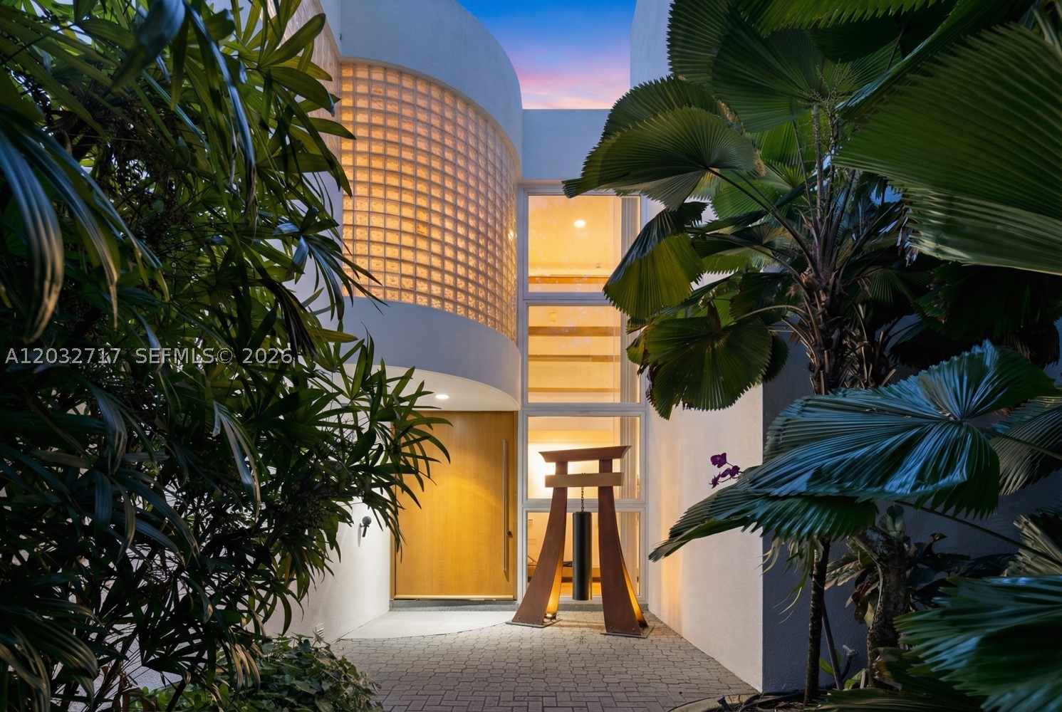 MANGO BAY - Residential Lease