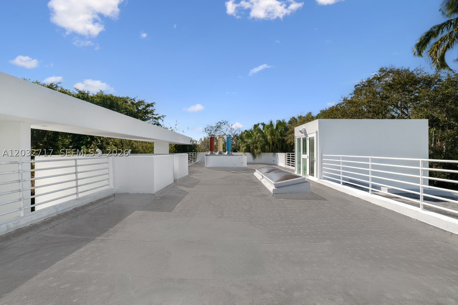 MANGO BAY - Residential Lease