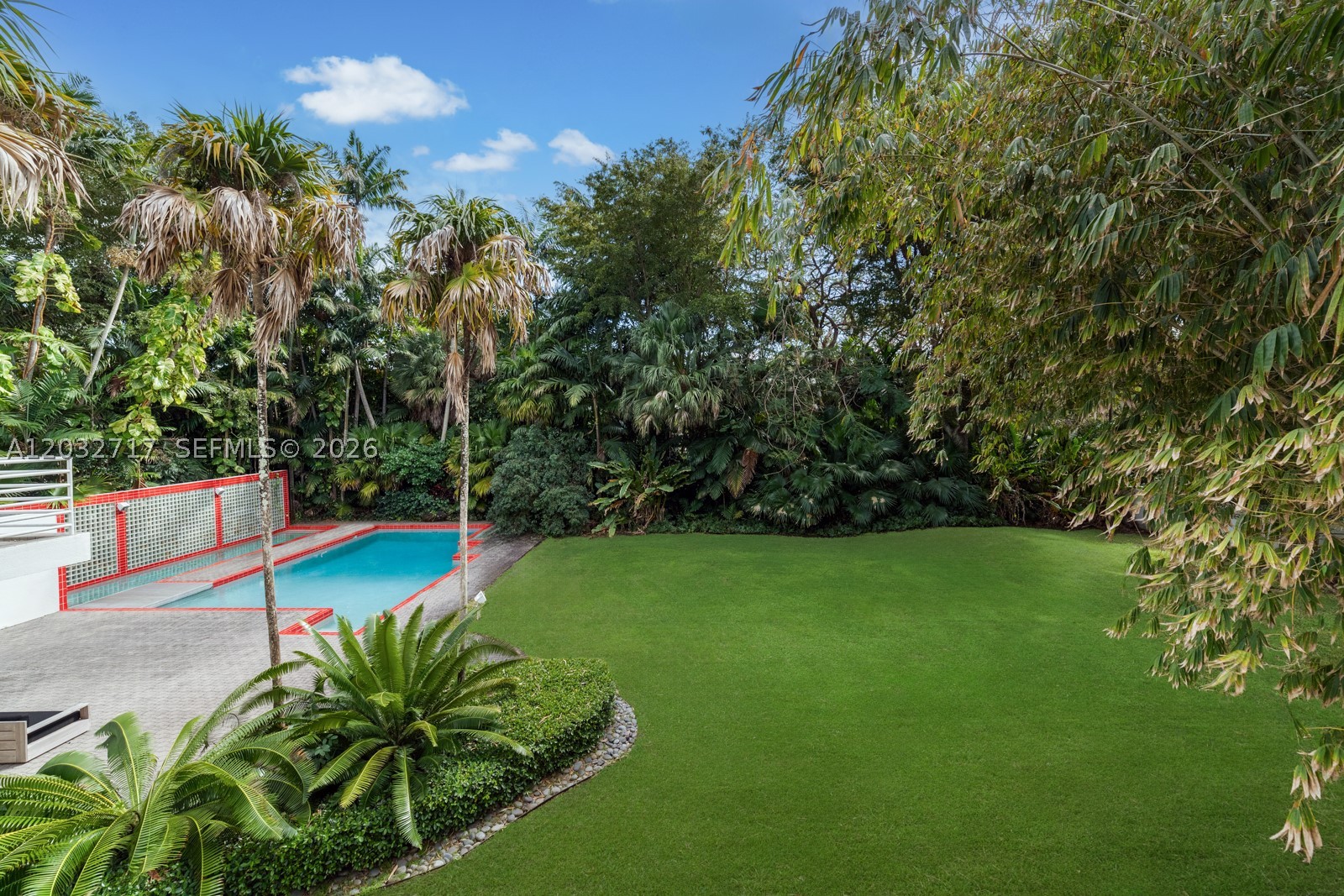 MANGO BAY - Residential Lease