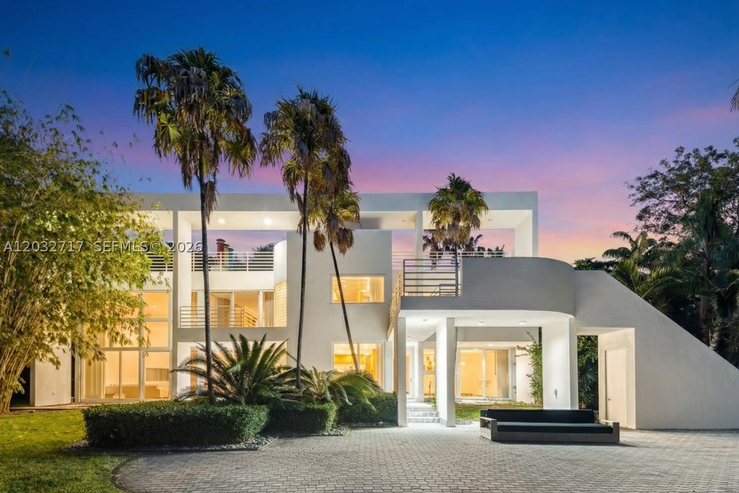 MANGO BAY - Residential Lease