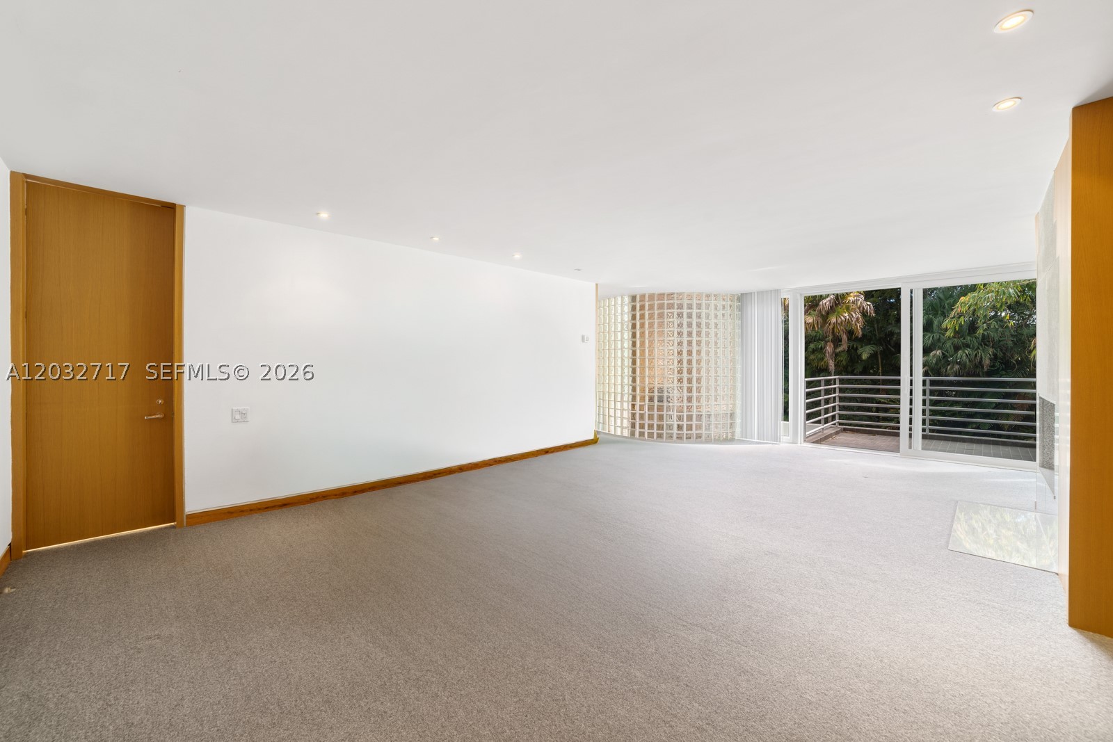 MANGO BAY - Residential Lease