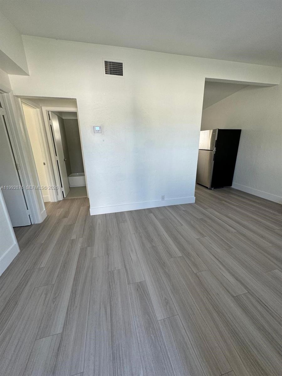 MAGNOLIA SUB - Residential Income