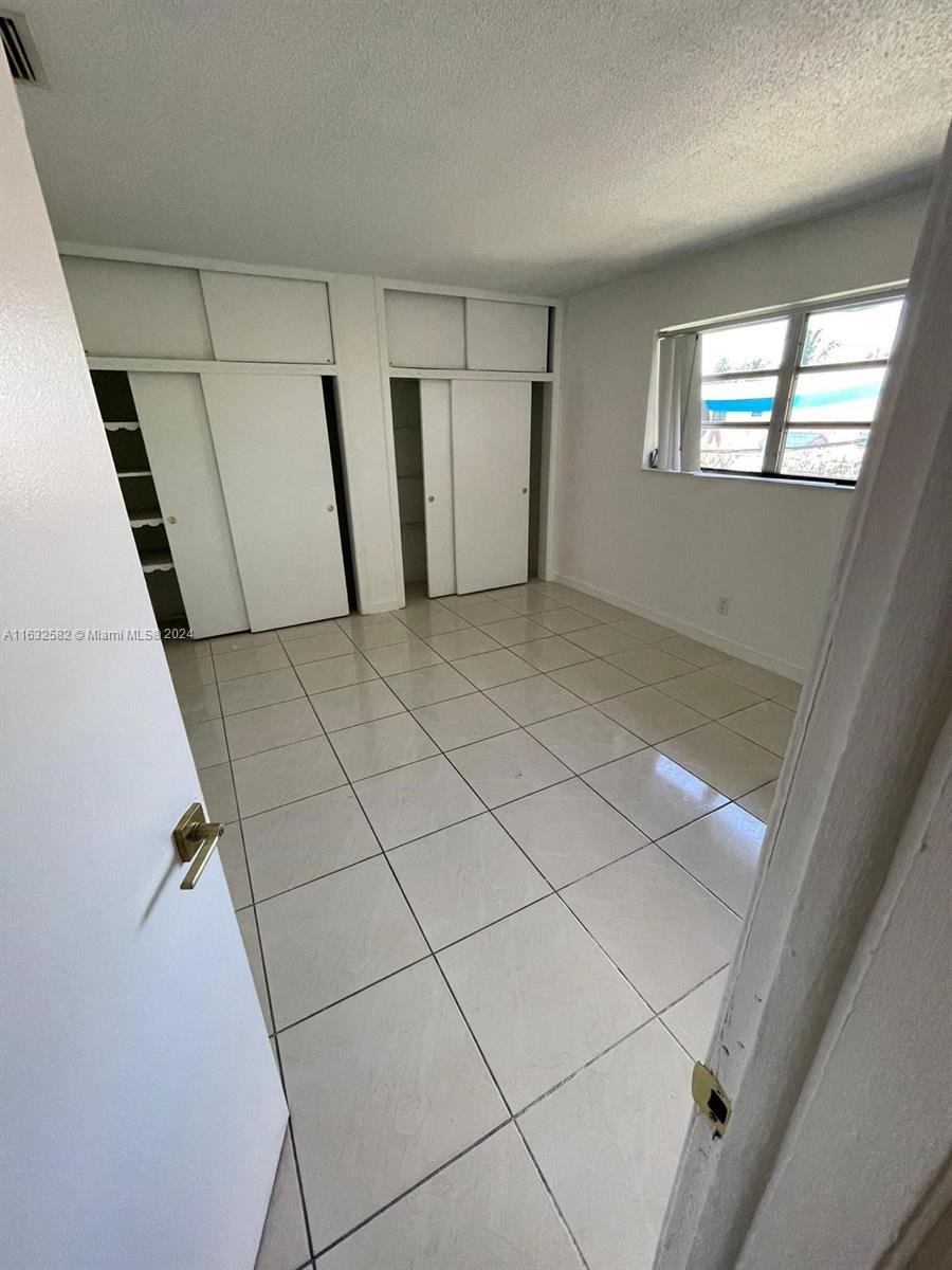 Opportunity for one bedroom one bath newly painted and upgraded apartment in a quiet and well-located community