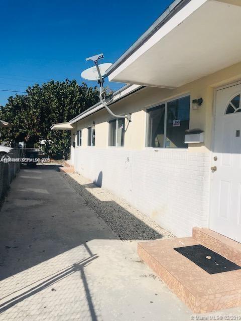 2 PLEX, NO HOA, brand new roof 2026 , ALL windows, Plumbing was replaced few years ago, Central air,  New AC DUCK and  BRAND NEW AC unit 1 as of 2026 ,  4 parking spaces....both units  TENANT occupied. Collect rent from day 1... market rent should be $2200/month min >> 2 Fpl and 2 water meters . the best deal in the AREA. DONT MISS IT, both leases are in  place until beginning of 2027 >> BY APPOINTMENTS  ONLY