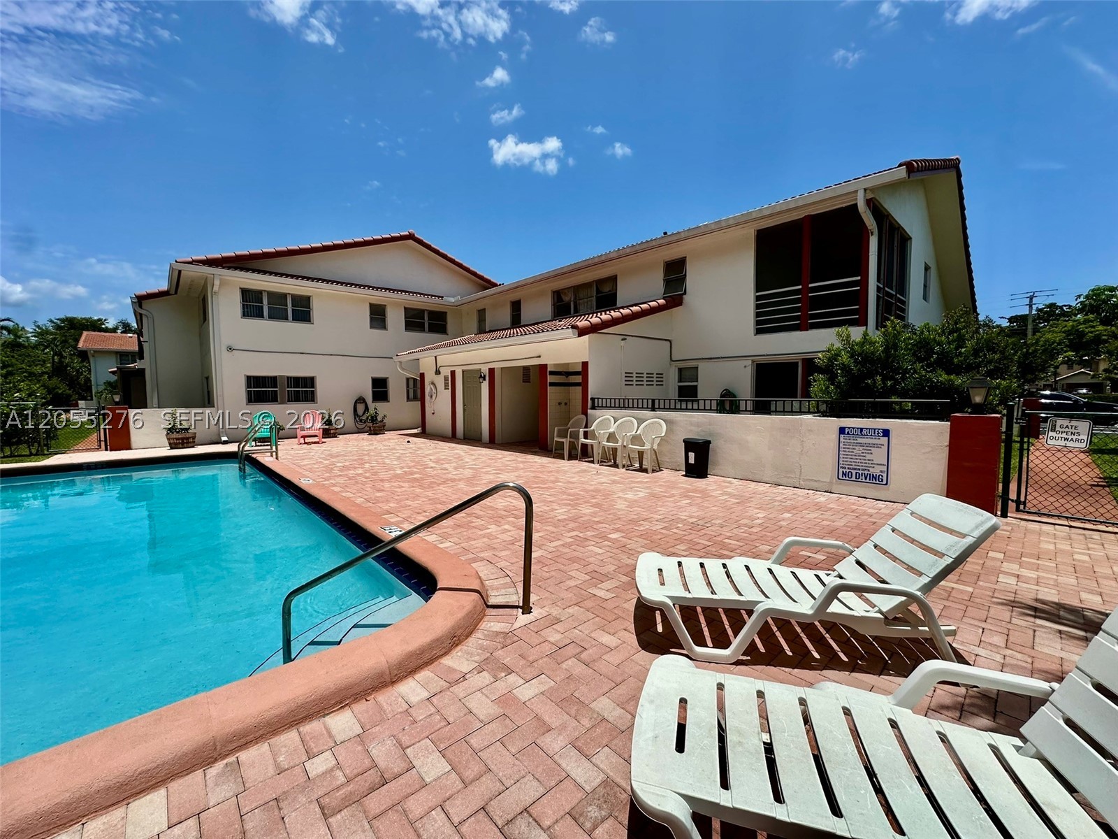 VILLAS AT CORAL SPRINGS - Residential