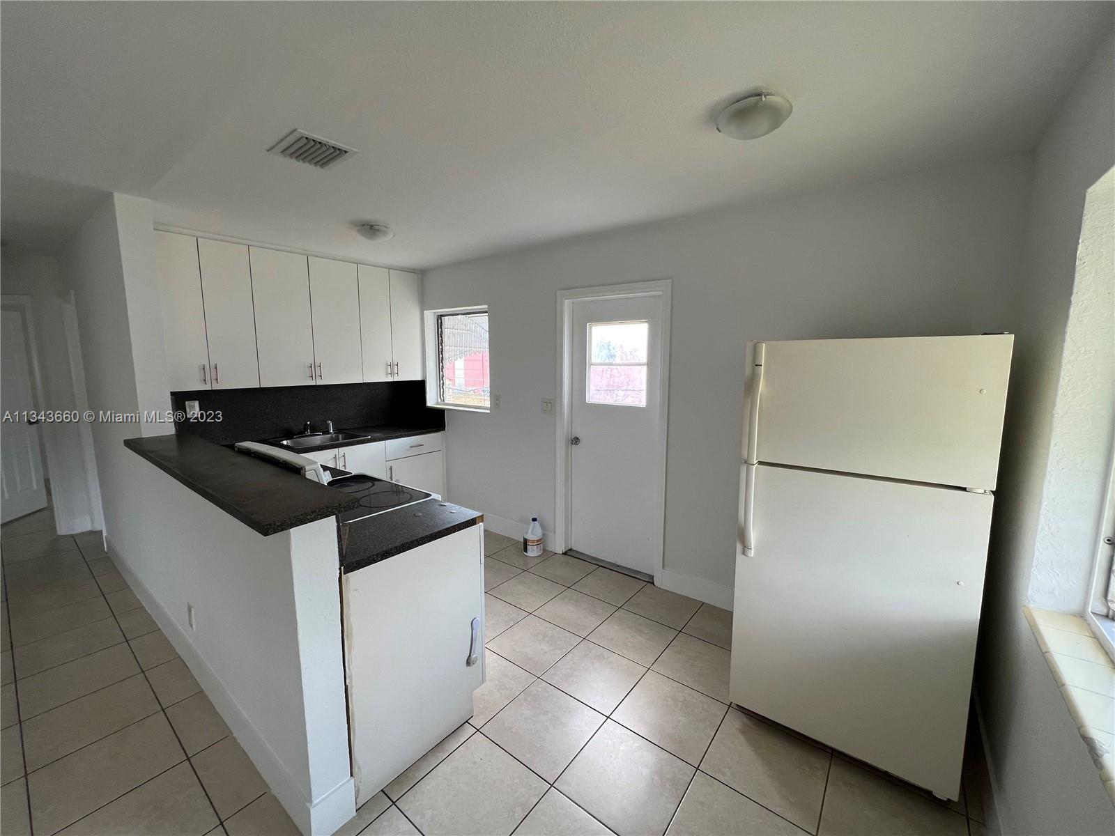LAKE FOREST SEC 2 - Residential