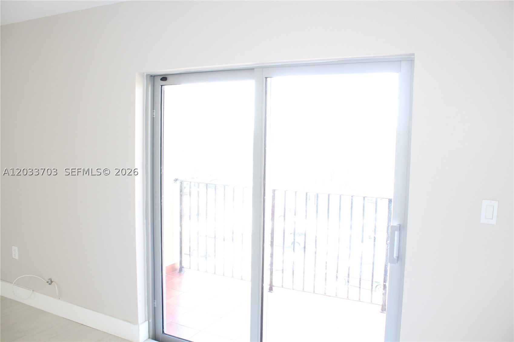 INTERNATIONAL CONDO - Residential Lease