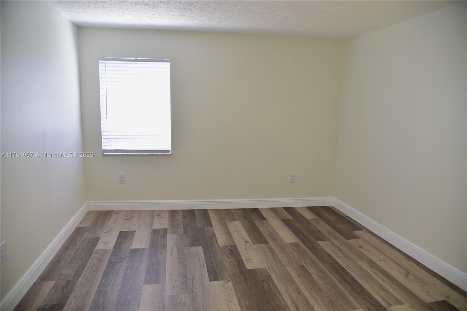 PALMETTO SPRINGS CONDO VI - Residential
