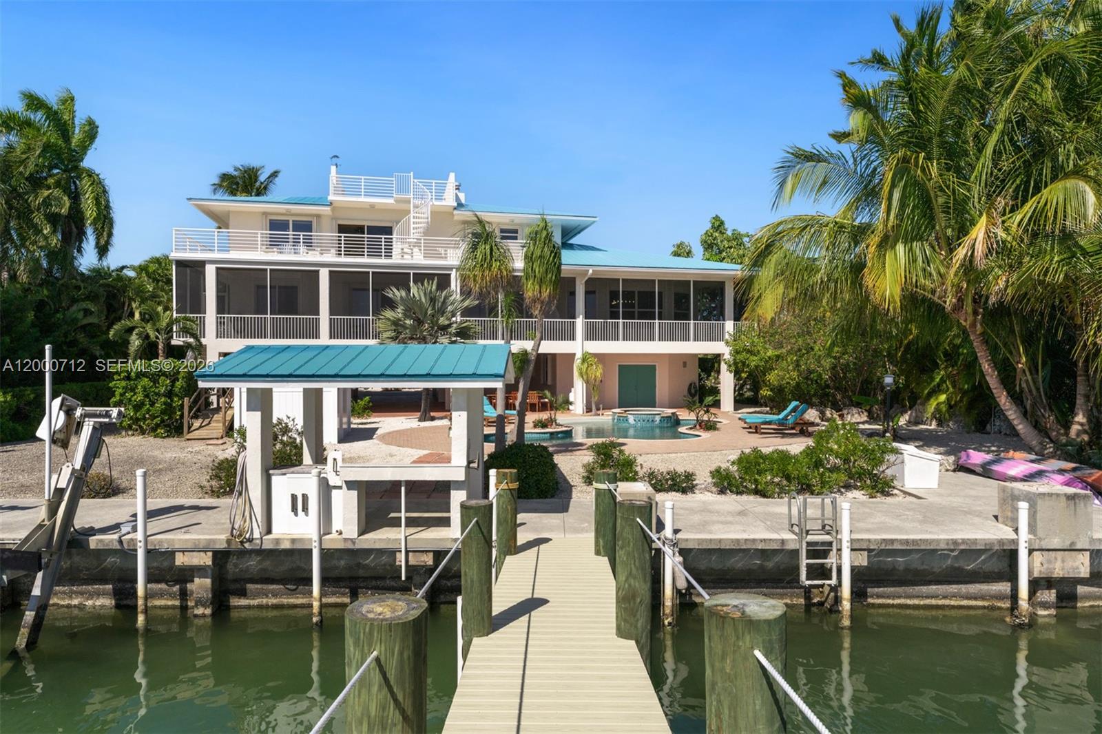 MATECUMBE SANDY BEACH - Residential