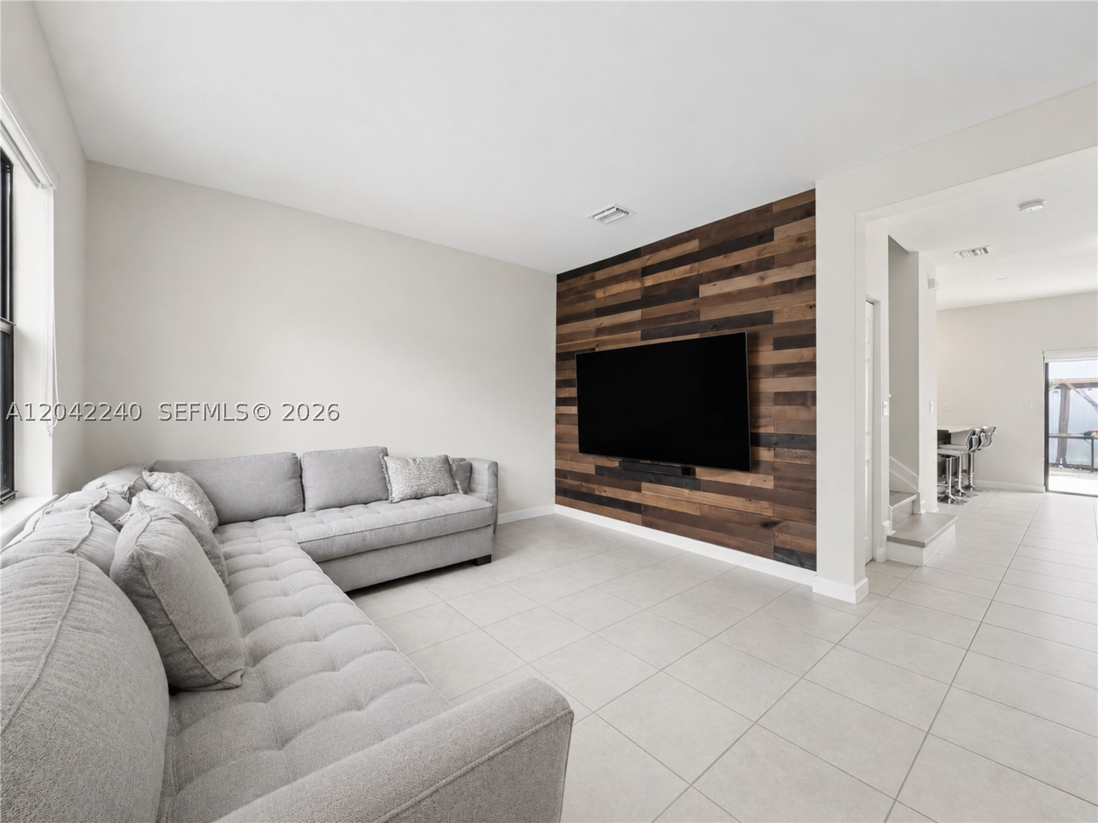 AQUABELLA SECTION TWO - Residential