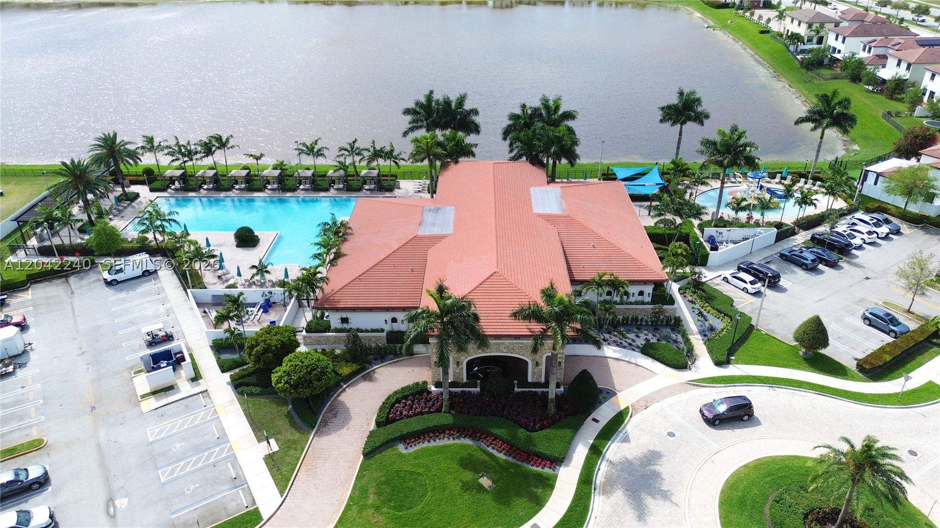 AQUABELLA SECTION TWO - Residential