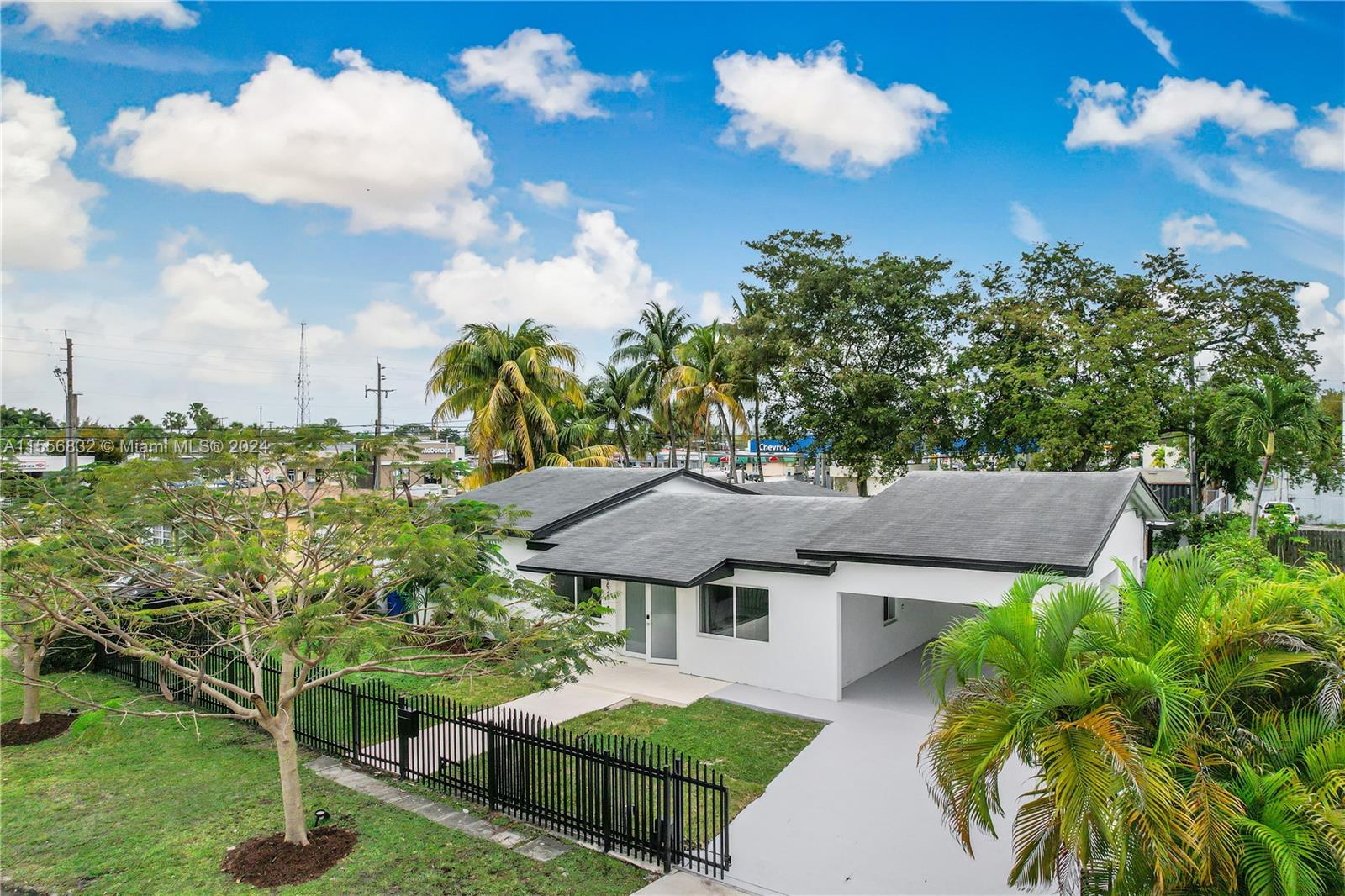 BIRD ROAD TERRACE - Residential