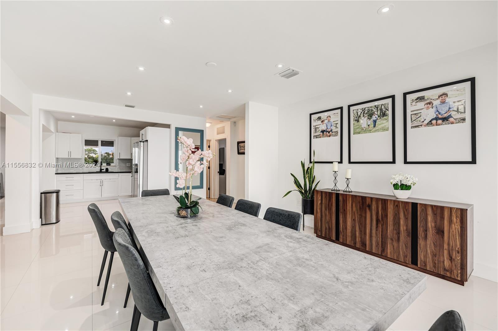 BIRD ROAD TERRACE - Residential