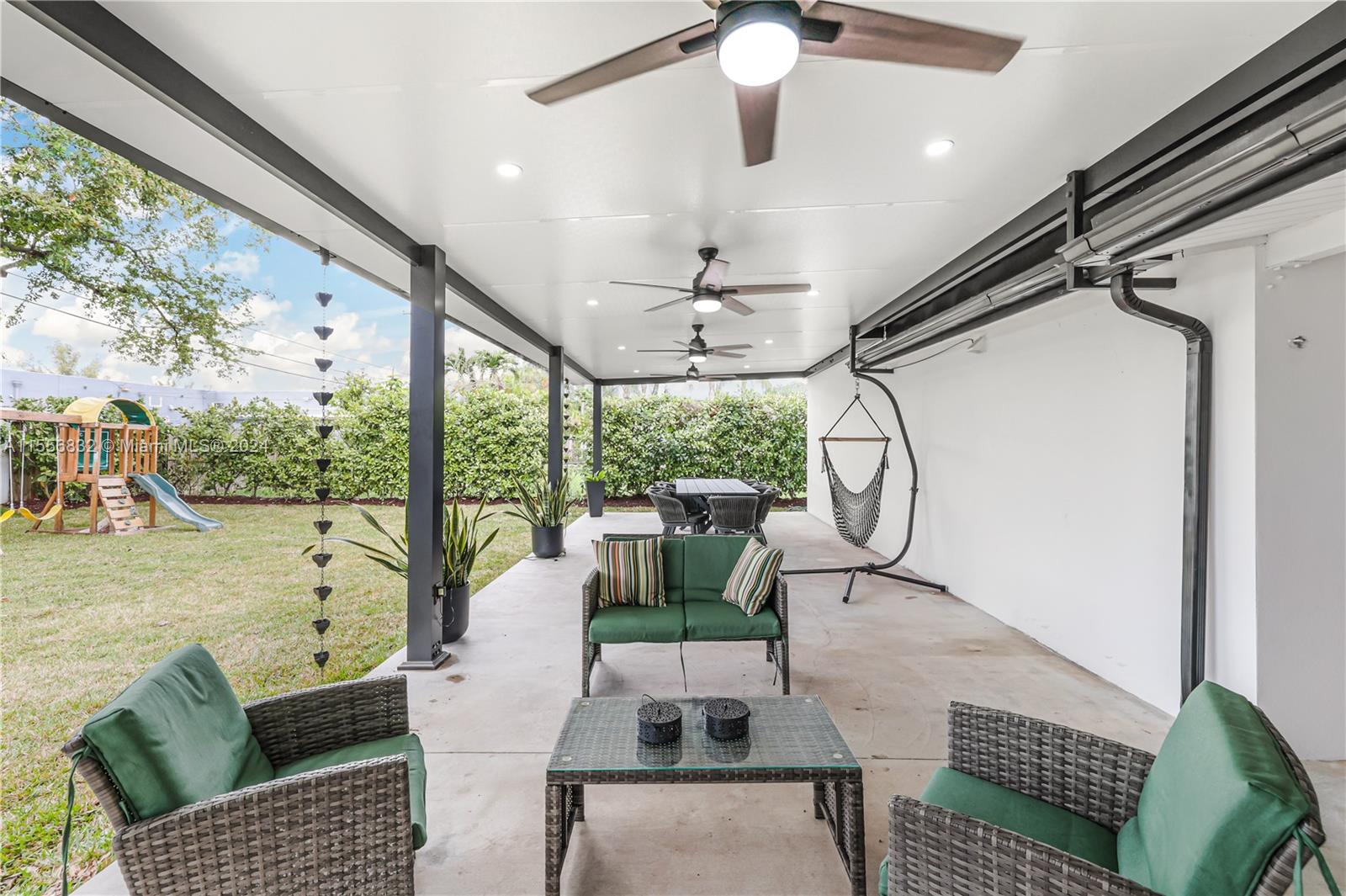 BIRD ROAD TERRACE - Residential