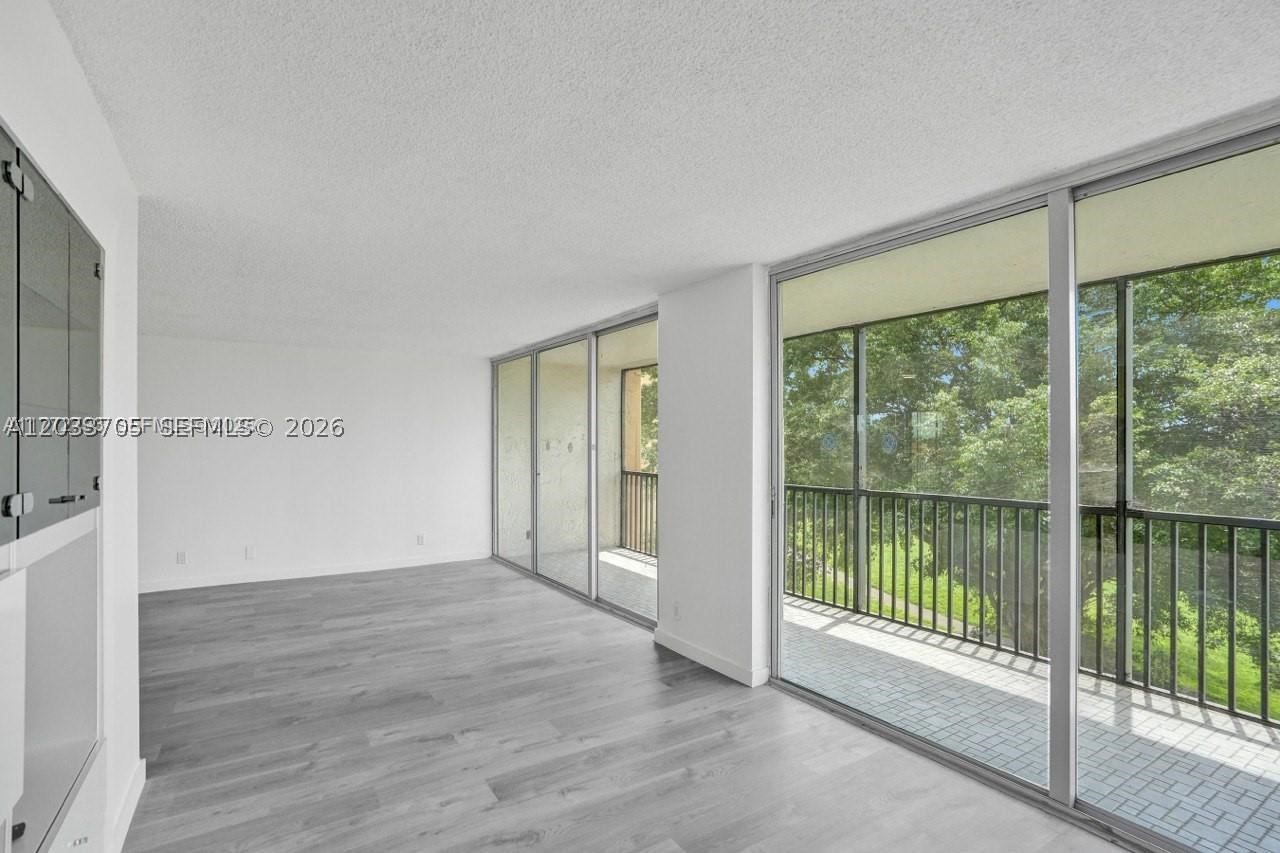 CONDOMINIUM 1 OF ENVIRON - Residential