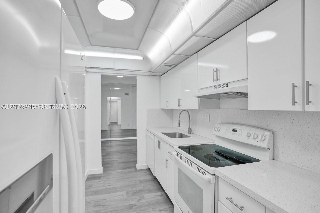 CONDOMINIUM 1 OF ENVIRON - Residential
