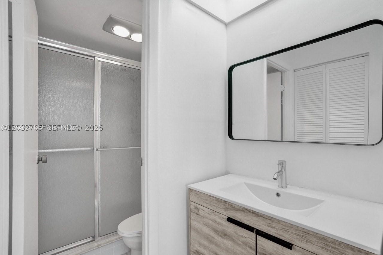 CONDOMINIUM 1 OF ENVIRON - Residential