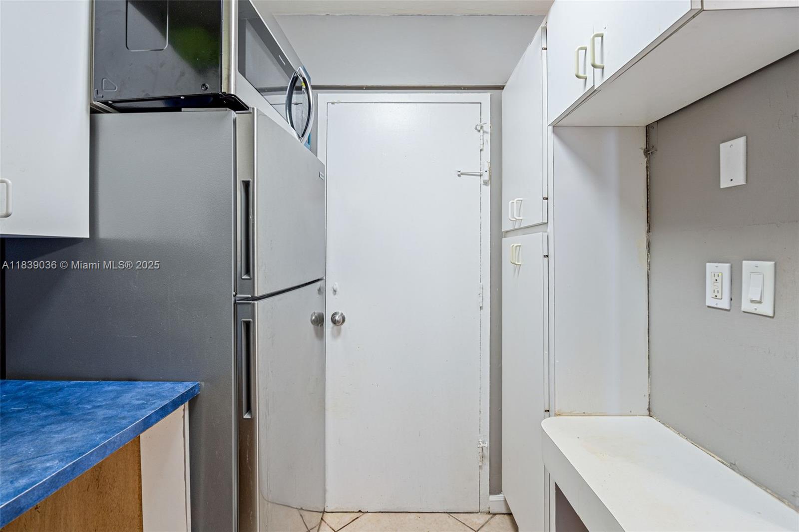 TRITON TOWER CONDO - Residential