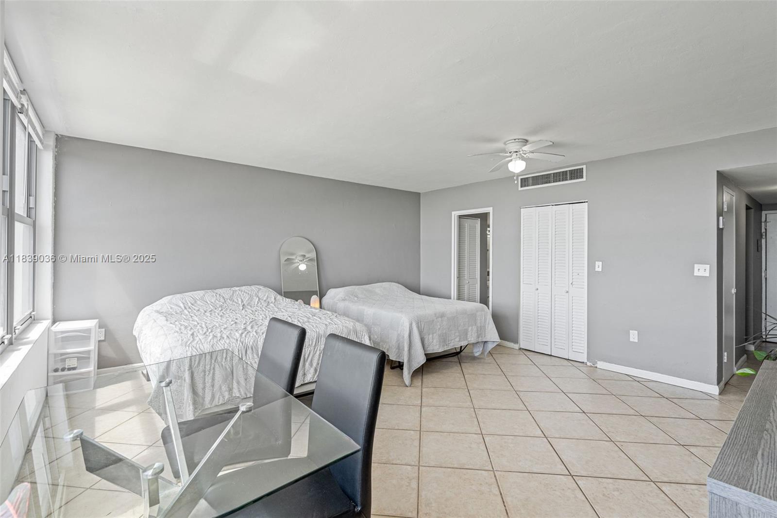 TRITON TOWER CONDO - Residential