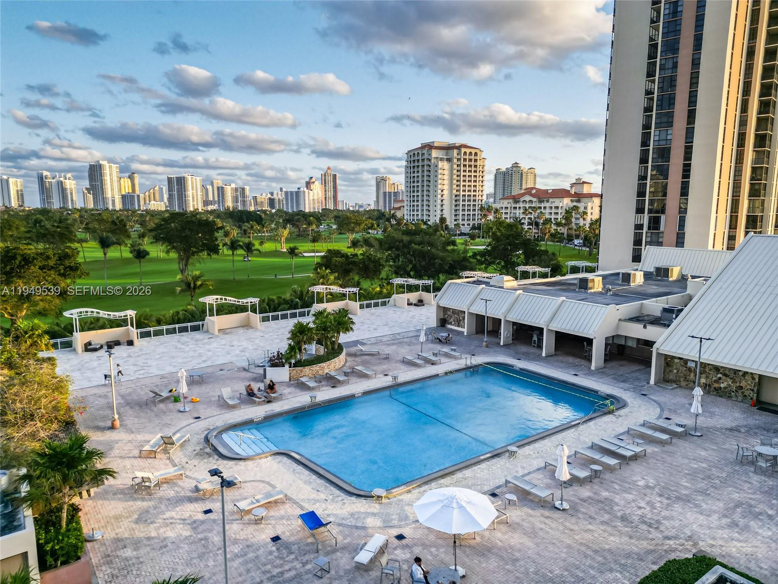 CORONADO CONDO- TOWER II - Residential