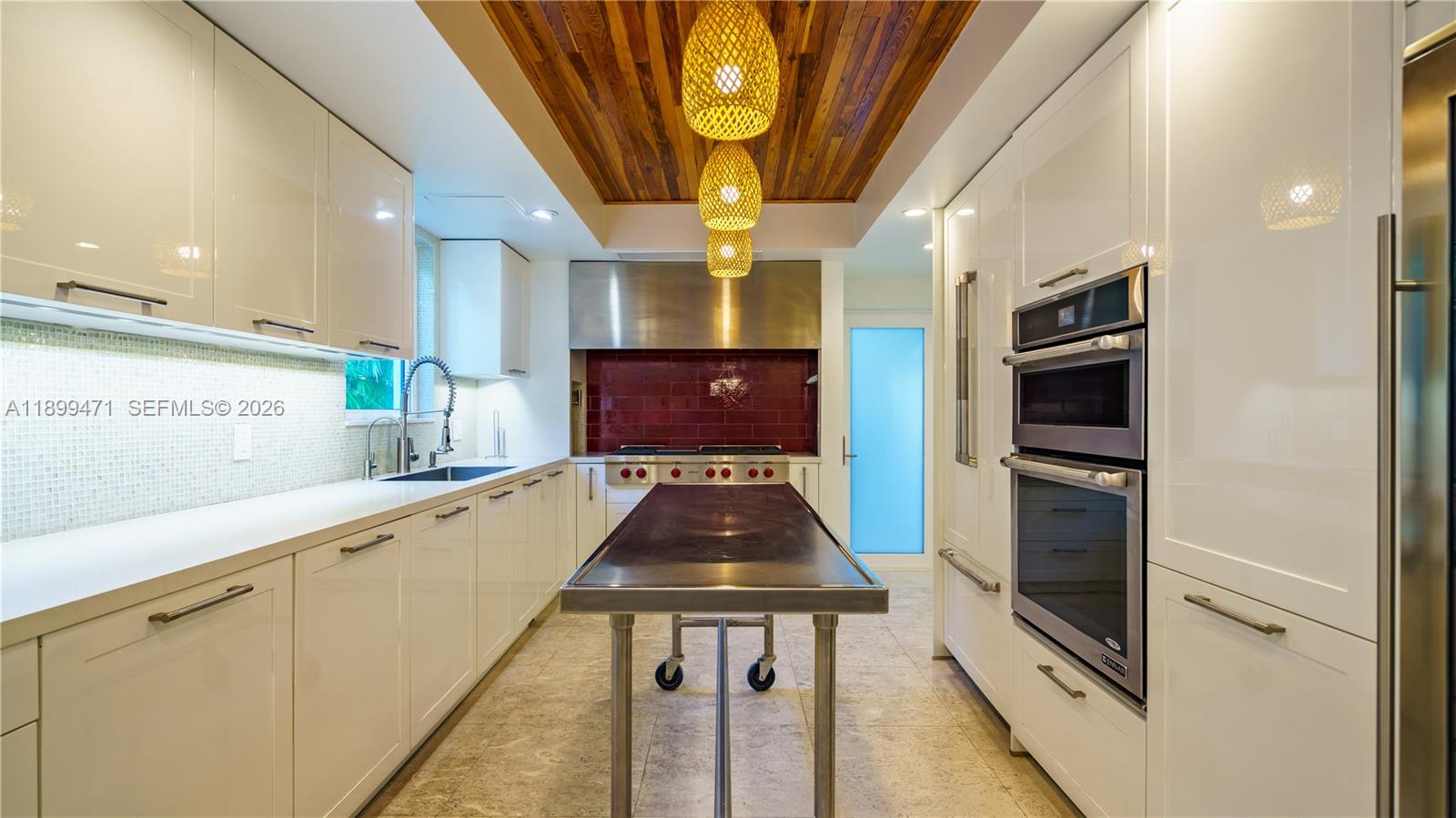 HOLLYWOOD BEACH - Residential