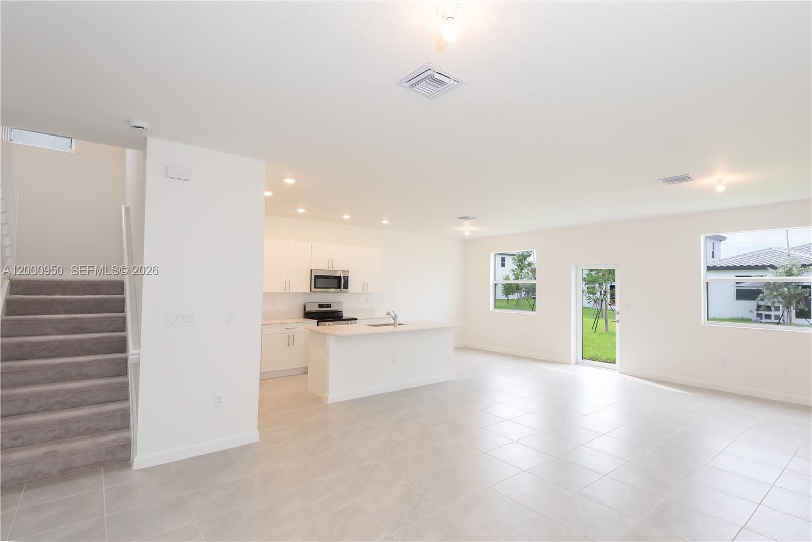 KEYS-GATE NO 1 - Residential