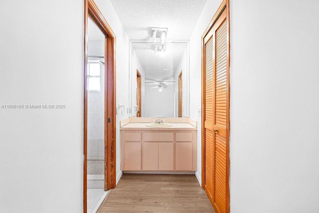 C-WEST LAKES OF THE MEADO - Residential