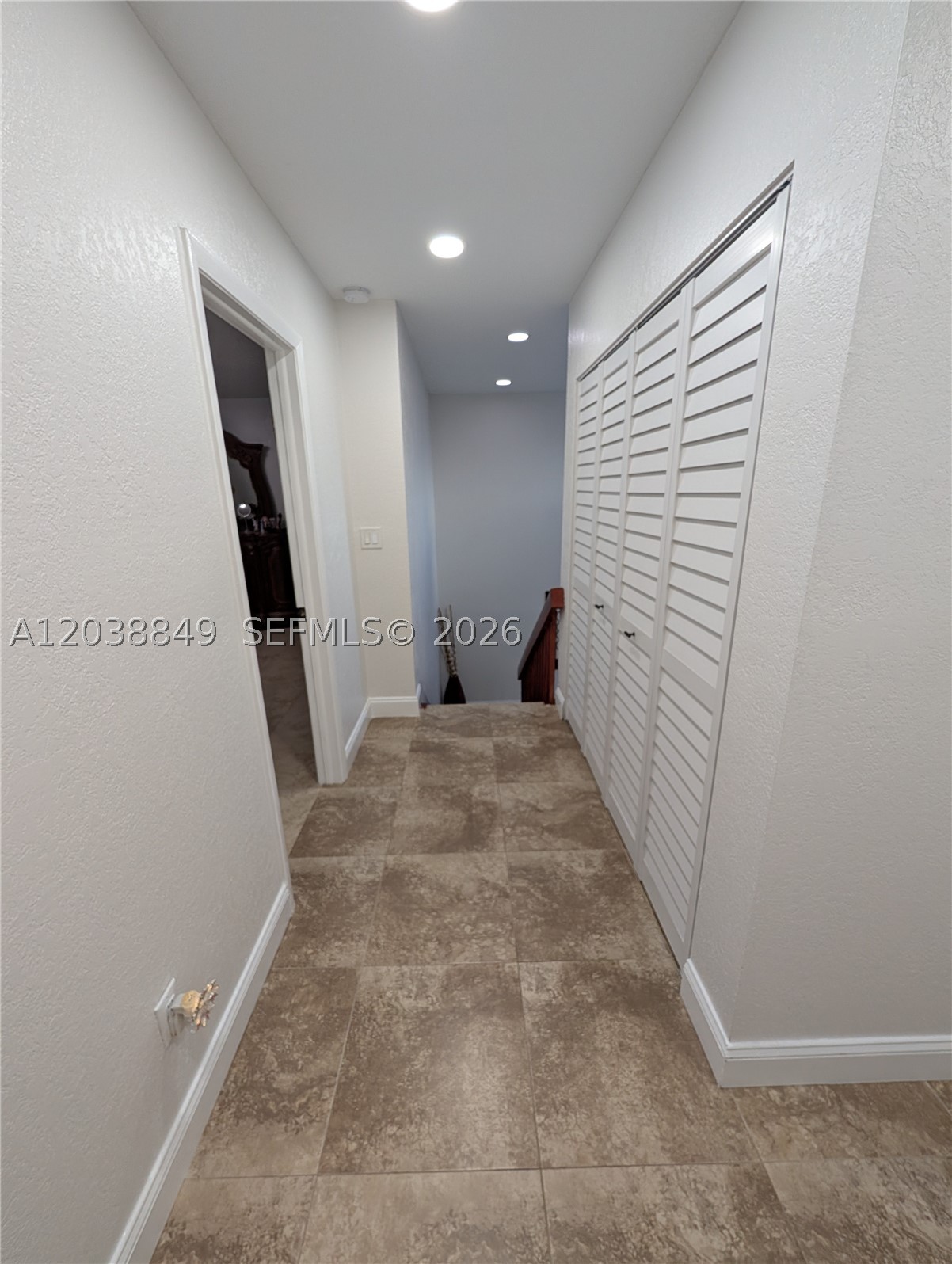 SAN MATEO NORTH CONDO - Residential