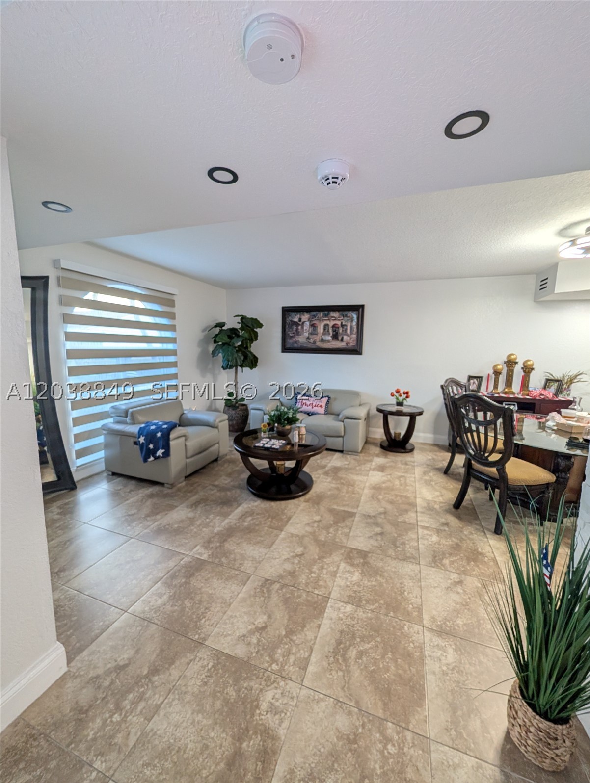 SAN MATEO NORTH CONDO - Residential