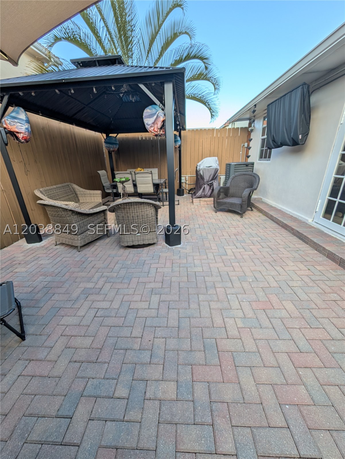 SAN MATEO NORTH CONDO - Residential