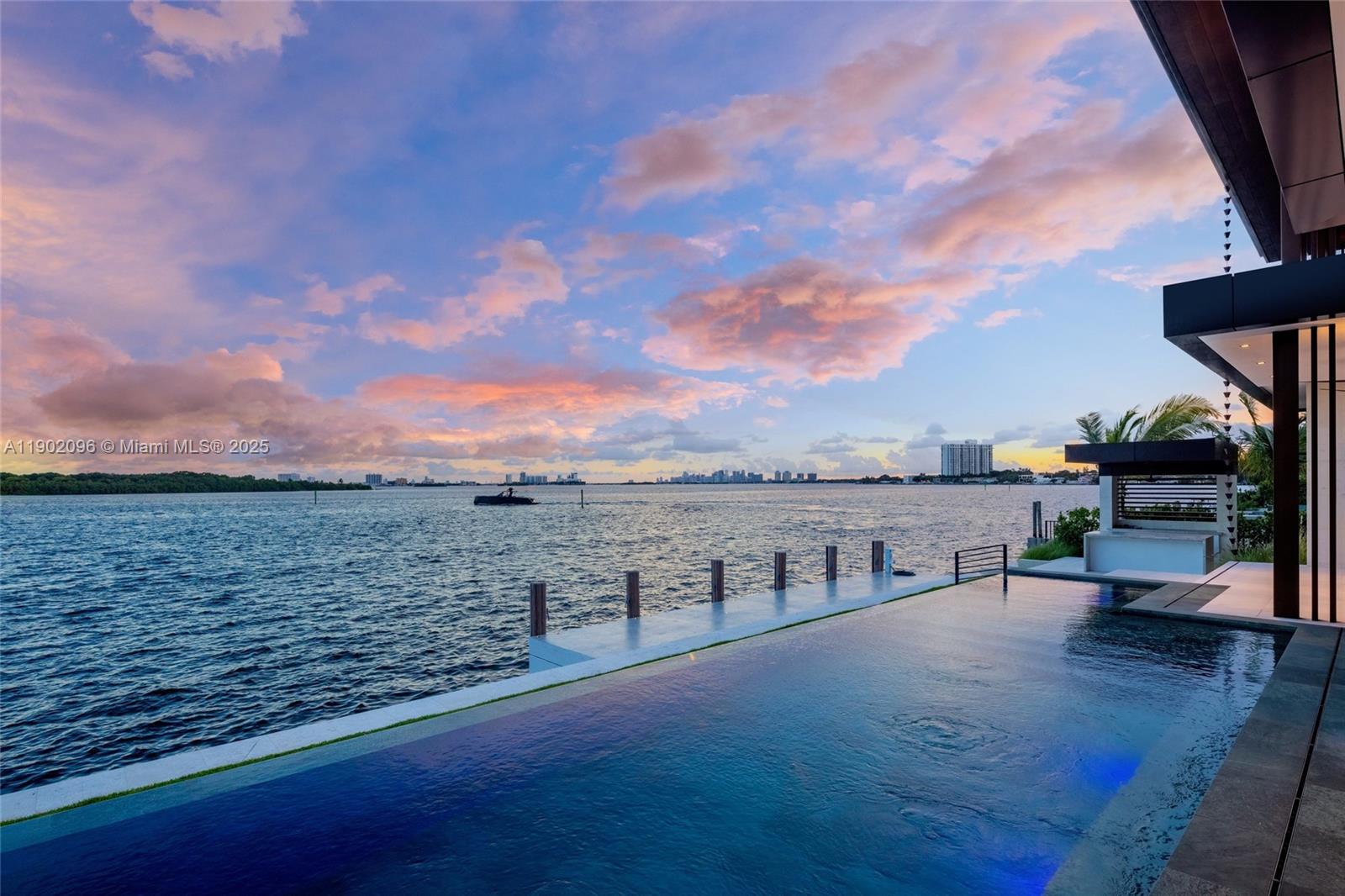 SAN SOUCI ESTATES - Residential