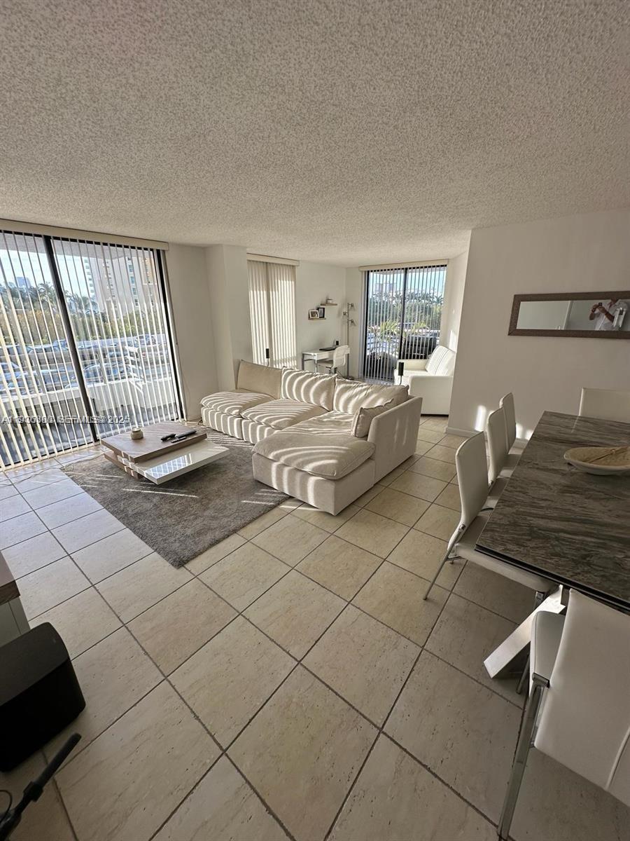 PARC CENTRAL AVENTURA SOU - Residential