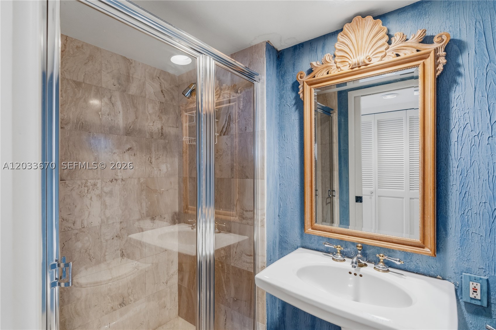 MYSTIC POINTE CONDO NO TW - Residential