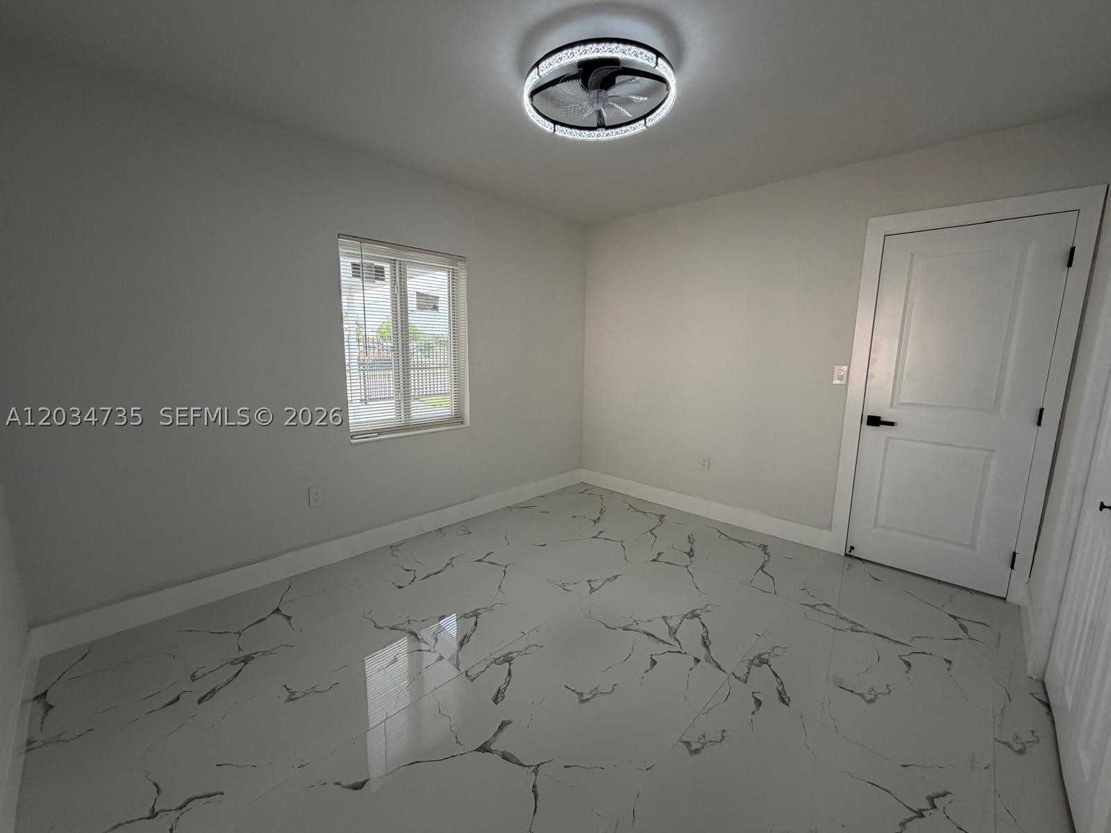 GOLDEN HIGHLANDS EST - Residential