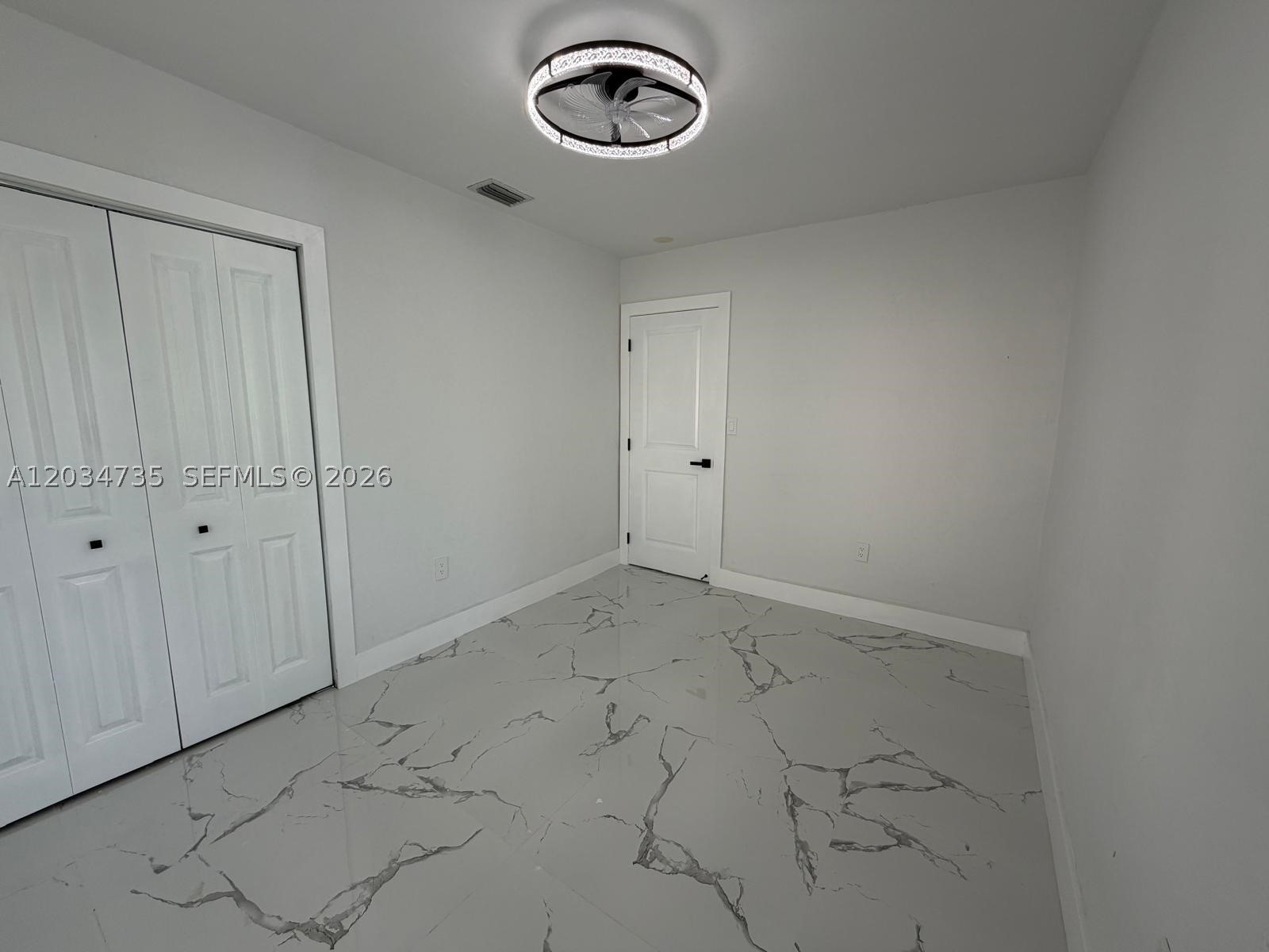 GOLDEN HIGHLANDS EST - Residential