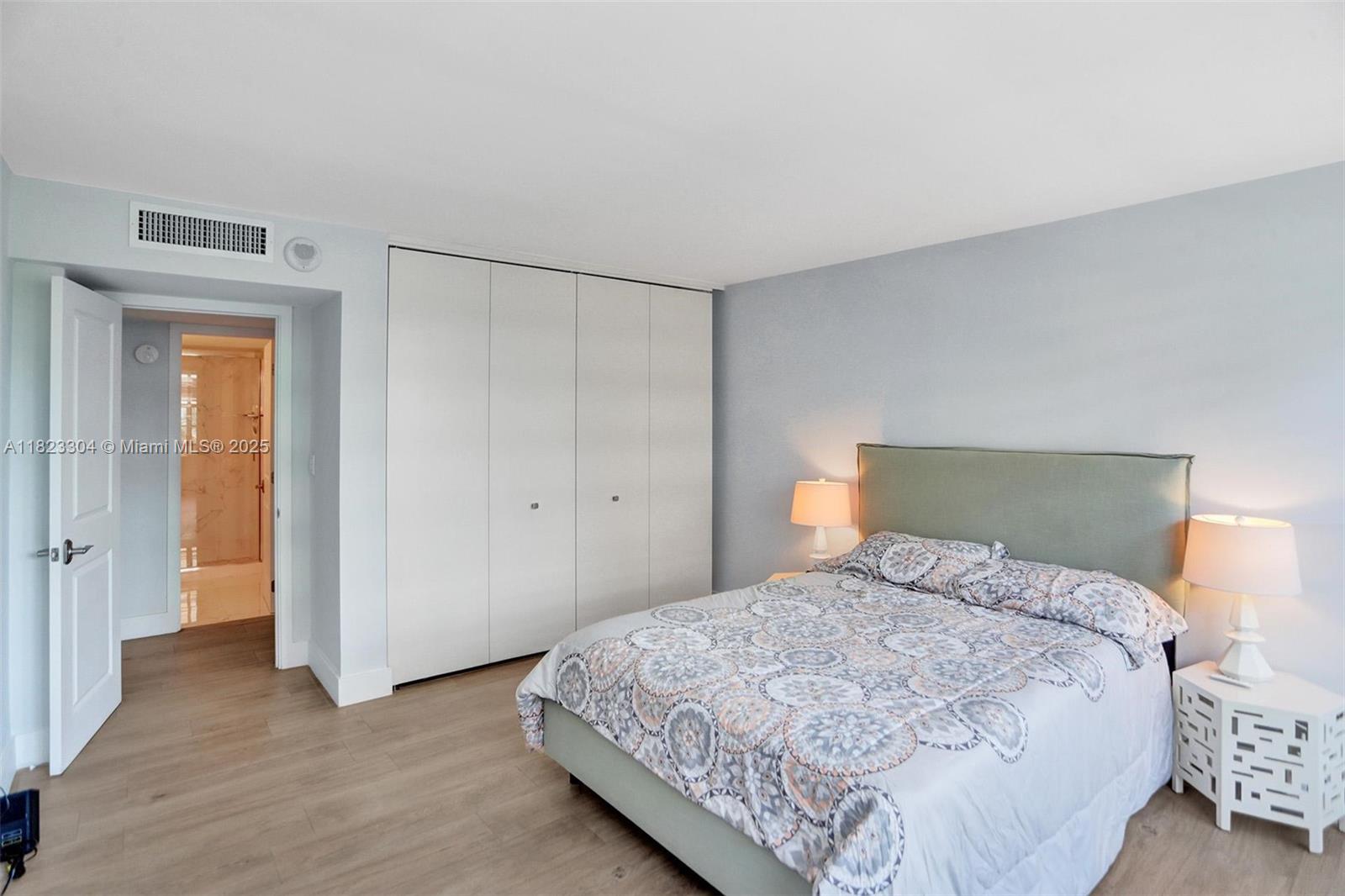 ISLAND BREAKERS CONDO - Residential Lease